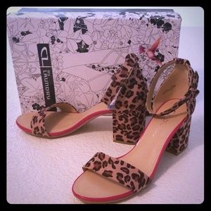 CL Leopard print  suede camel heels